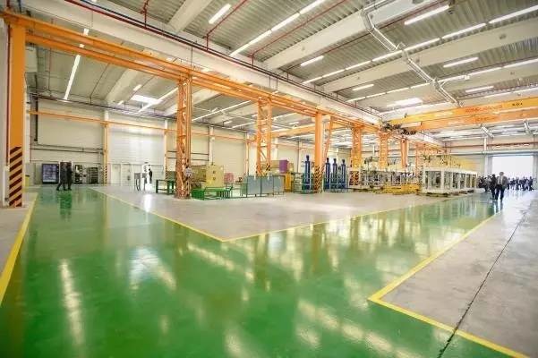 如約而至 比亞迪歐洲首座電動(dòng)大巴廠正式落成，新能源工業(yè)園啟航